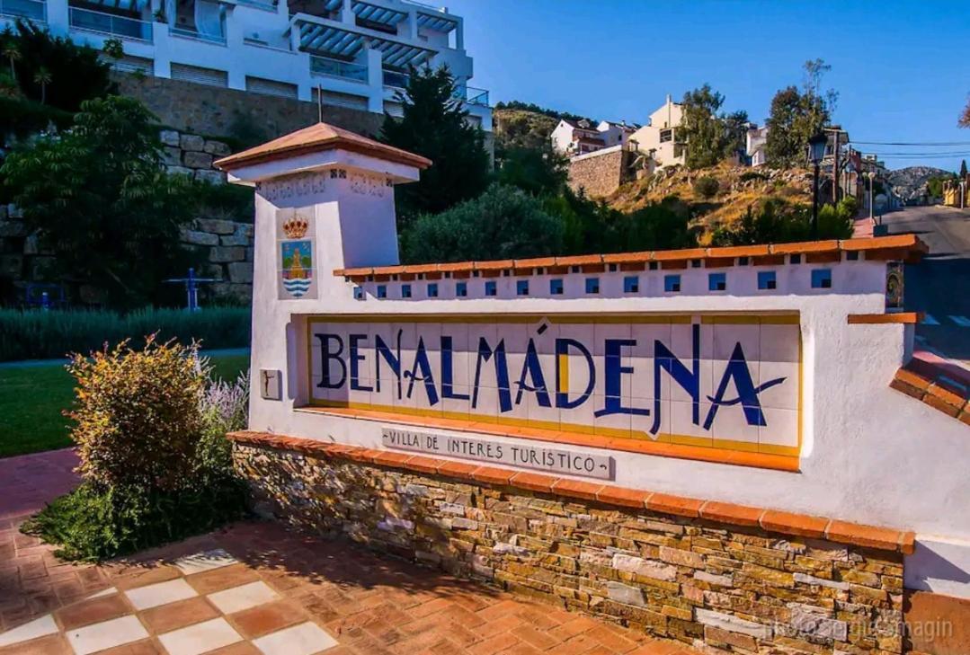 Estudio Benalbeach New ベナルマデナ エクステリア 写真